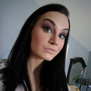 Meet your Posher, Anie